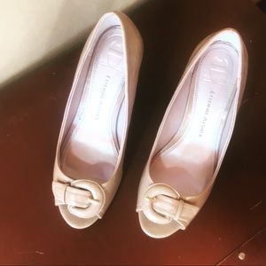 Étienne Aigner DAY buckle peep toe nude heels 71/2